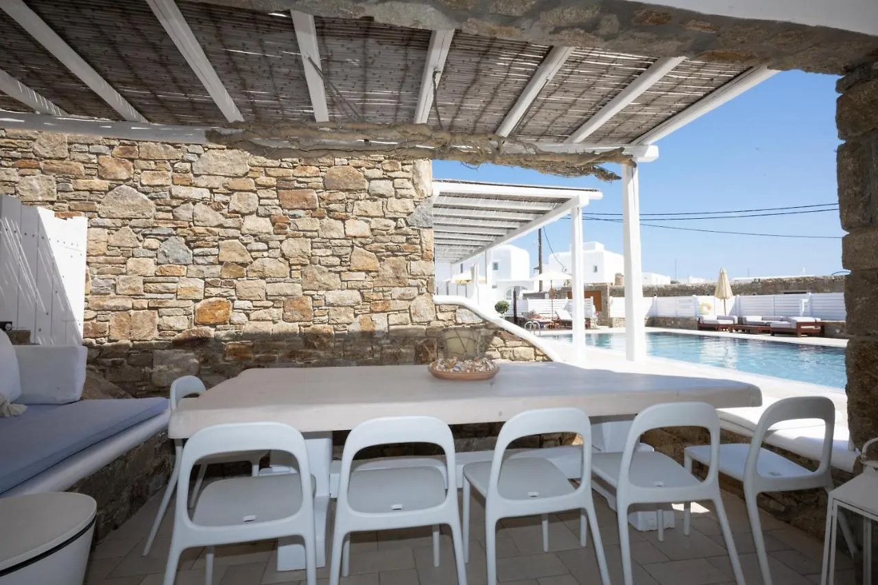 B&B Blue, White And Grey Suites 오르노스