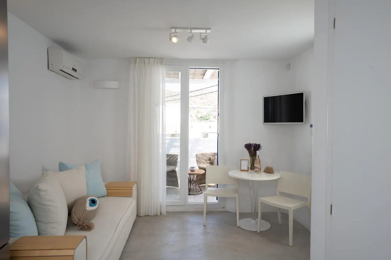 Blue, White And Grey Suites 오르노스