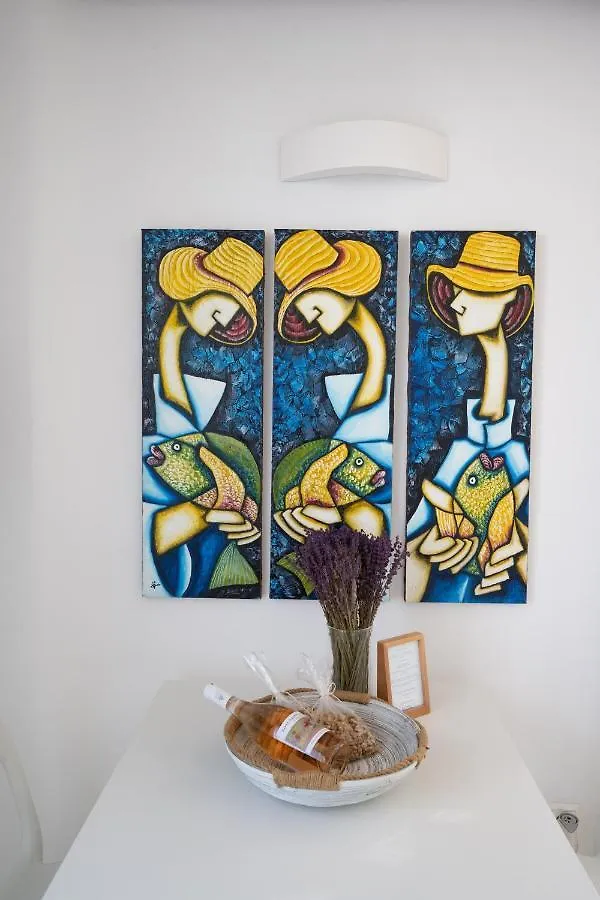 ** B&B Blue, White And Grey Suites 오르노스 그리스